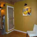 Les Parfums De Madeleine Bed and Breakfast 3*